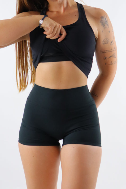 Shorts essencial